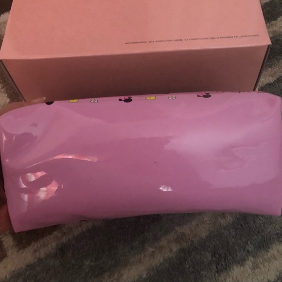 NWT Disney Minnie Mouse 🐭 Makeup 💄 Bag - Picture 3 of 6